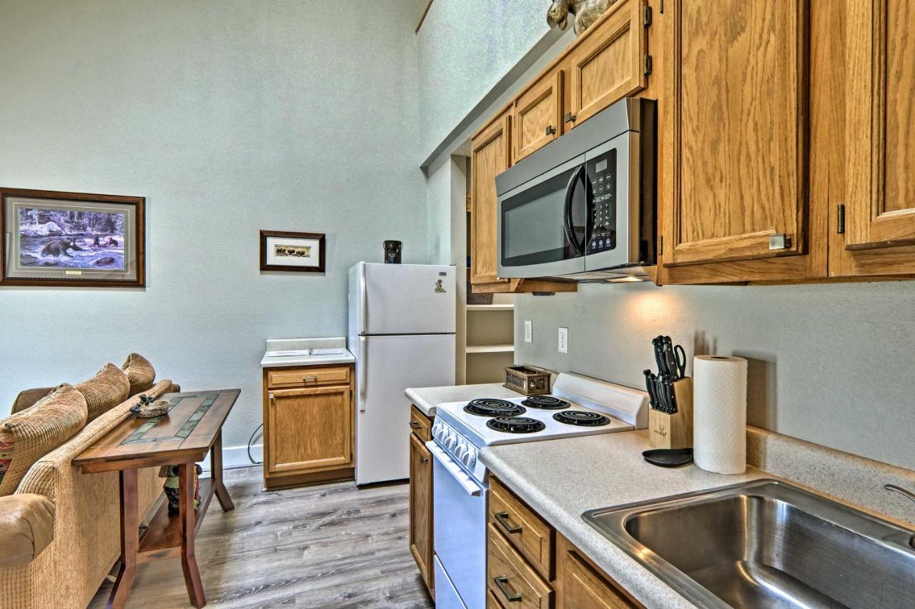 Cozy Mountain Condo With Pool 2 Mi To Granby Ranch! Exterior photo