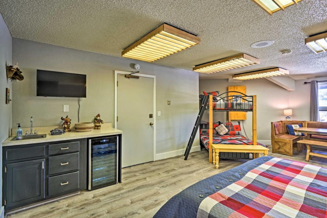 Cozy Mountain Condo With Pool 2 Mi To Granby Ranch! Exterior photo